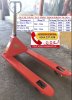Xe nâng tay thấp giá rẻ (1).jpg